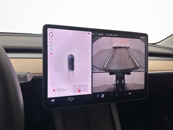 Tesla Model 3 27 of 30