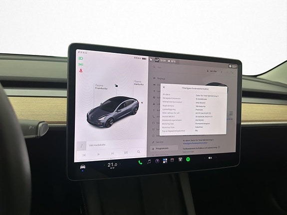Tesla Model 3 25 of 30
