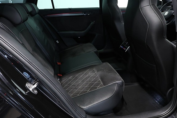 Skoda Superb 12 of 22