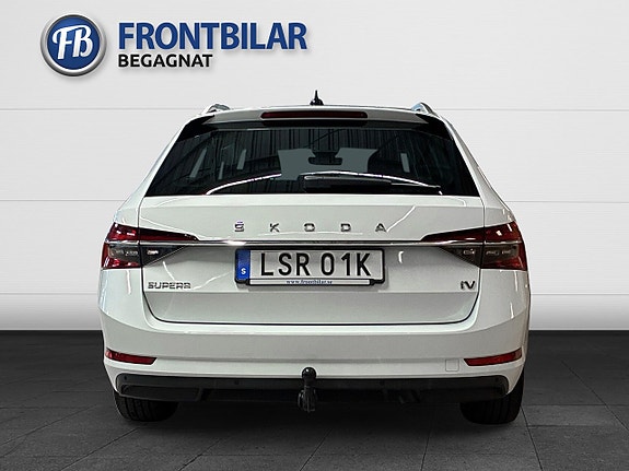 Skoda Superb 7 of 28