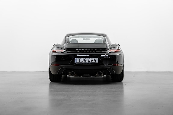 Porsche 718 Cayman GTS 5 of 5