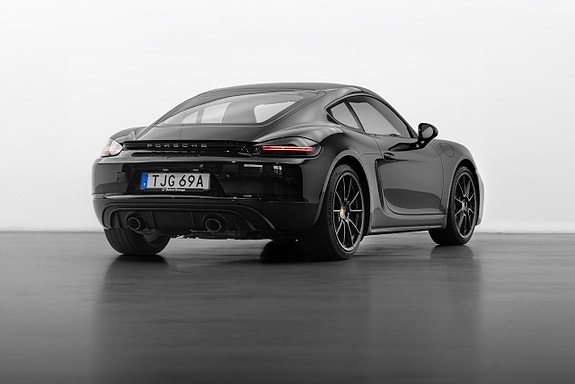 Porsche 718 Cayman GTS 2 of 30
