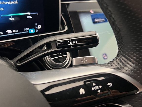 Mercedes-Benz E300 23 of 30