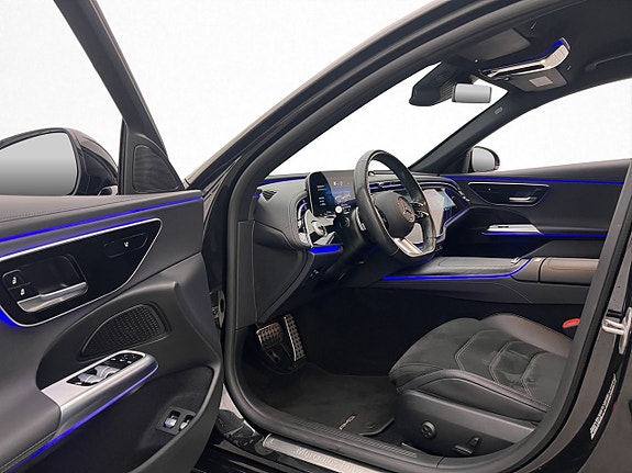 Mercedes-Benz E300 15 of 30