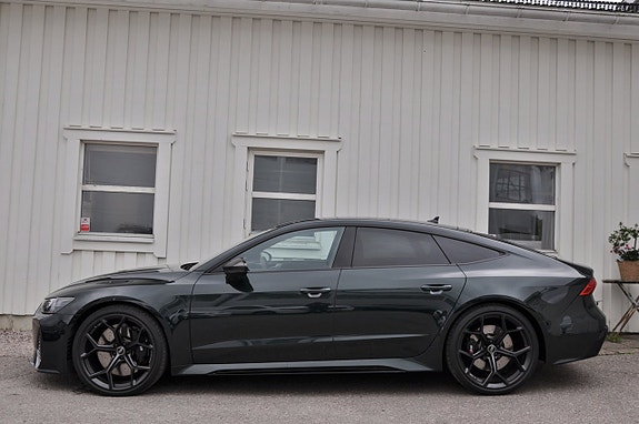 Audi RS7 3 of 5