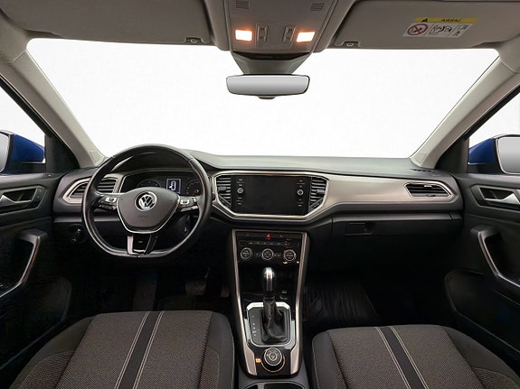 Volkswagen T-Roc 12 of 28