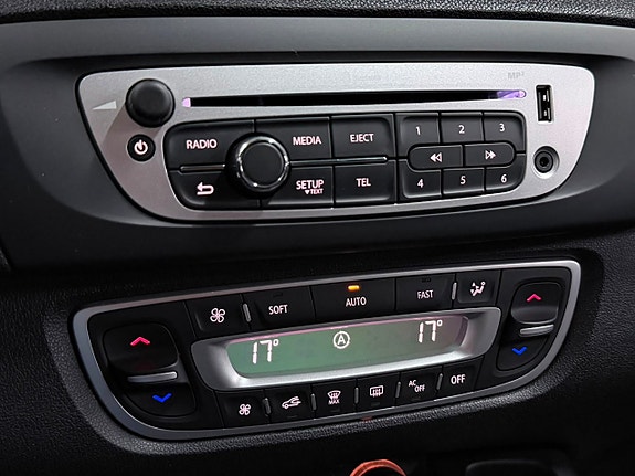 Renault Scenic III 19 of 23