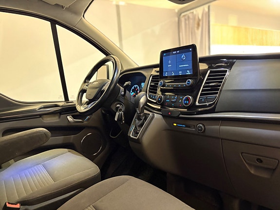 Ford Custom Tourneo 7 of 21