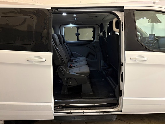 Ford Custom Tourneo 11 of 21