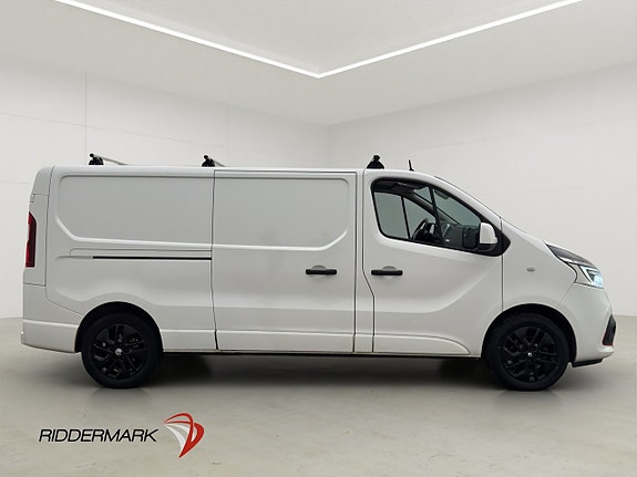Renault Trafic 2 of 5
