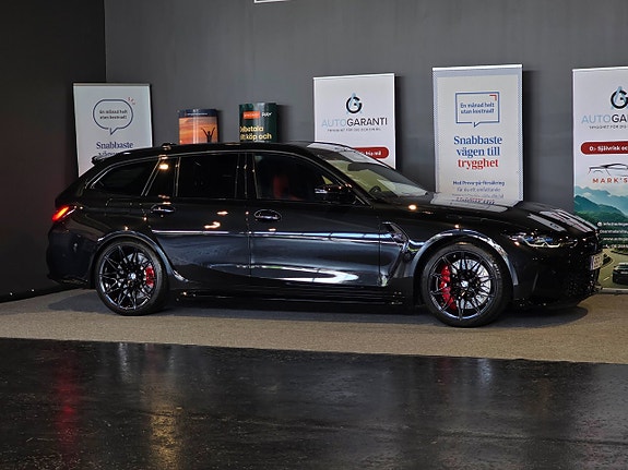 BMW M3 4 of 5
