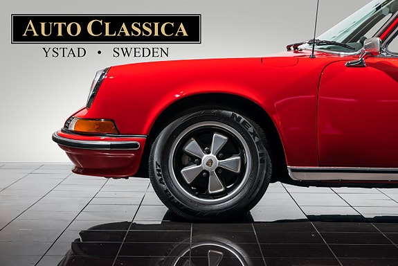 Porsche 911 6 of 15