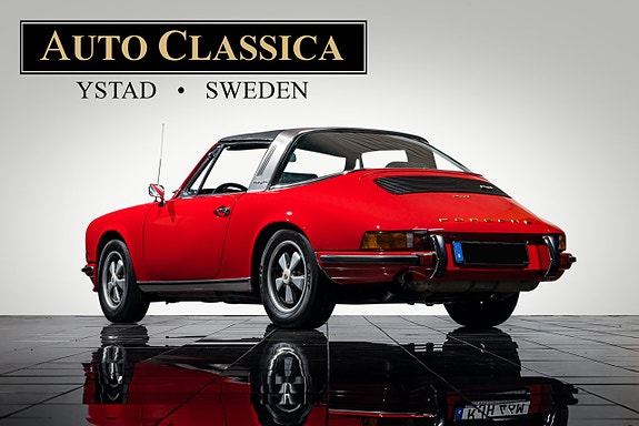 Porsche 911 2 of 5