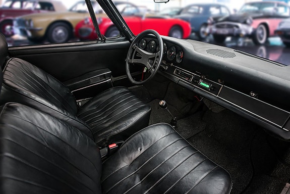 Porsche 911 15 of 15