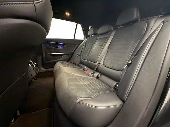 Mercedes-Benz C300 d 16 of 30