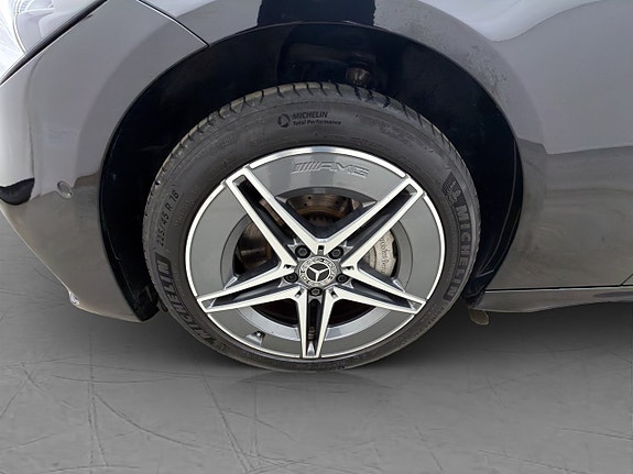 Mercedes-Benz C300 d 30 of 30