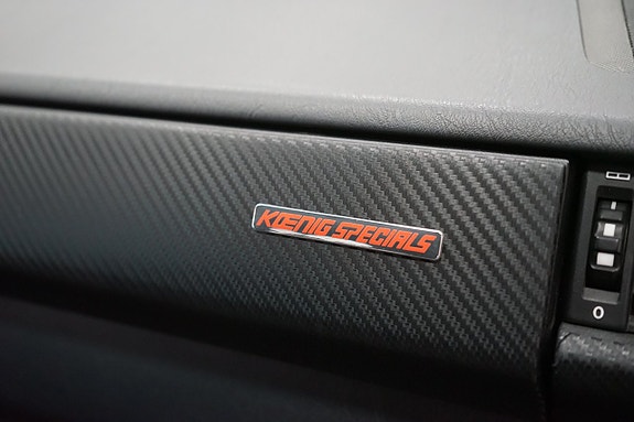 Mercedes-Benz 300 CE 18 of 22