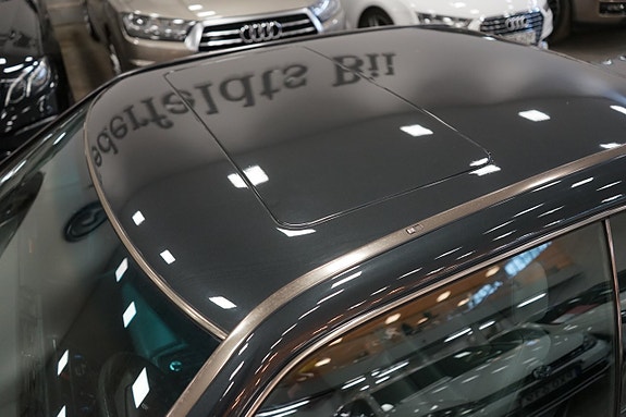 Mercedes-Benz 300 CE 5 of 5