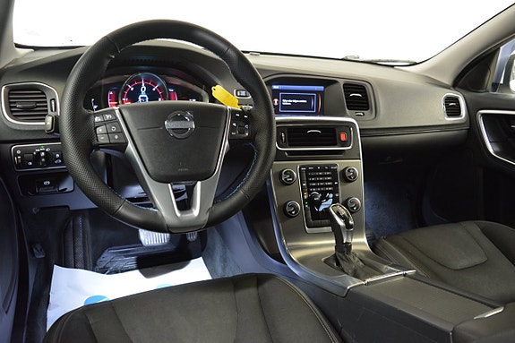 Volvo V60 5 of 5