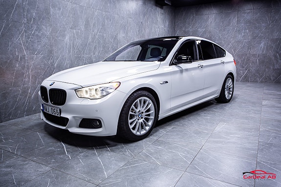 BMW 530d 3 of 5