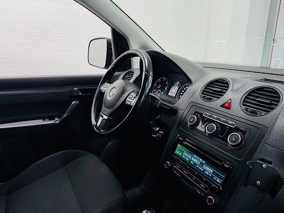 Volkswagen Caddy 4 of 5
