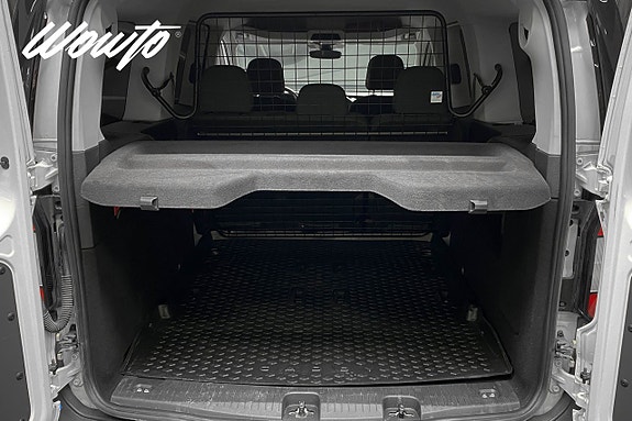 Volkswagen Caddy Maxi 12 of 20