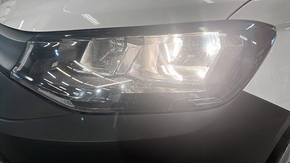 Volkswagen Caddy 16 of 19