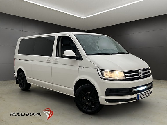 Volkswagen Caravelle 3 of 5