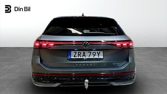 Volkswagen Passat 5 of 23