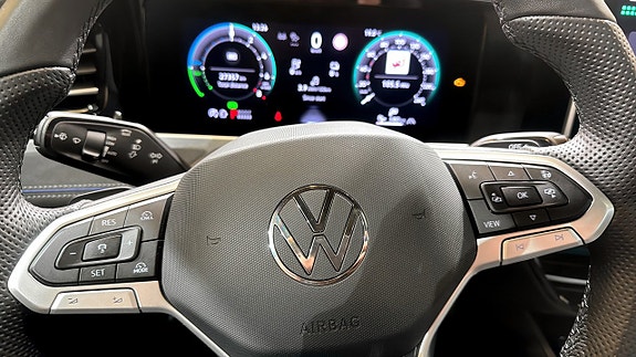 Volkswagen Passat 20 of 23