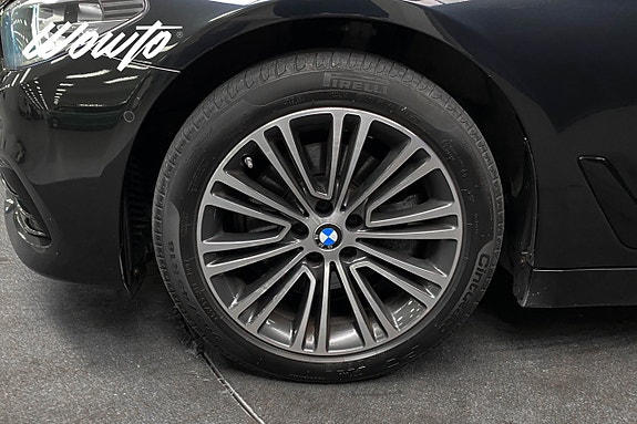 BMW 520 21 of 22