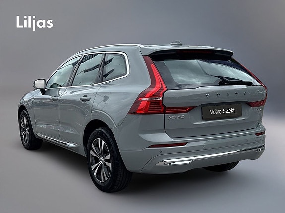 Volvo XC60 4 of 5