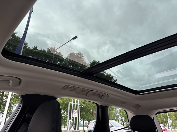 Volvo XC60 11 of 12