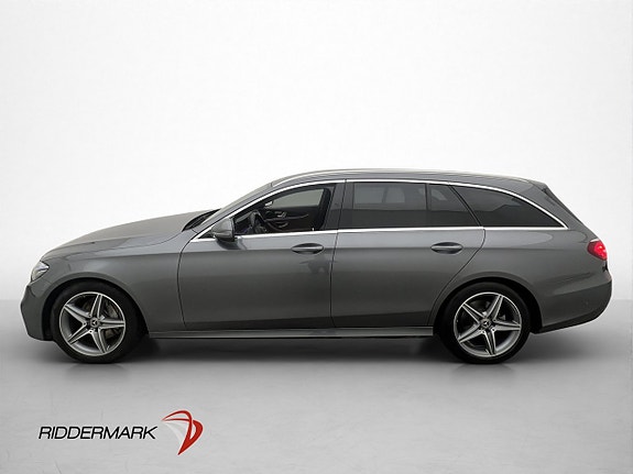 Mercedes-Benz E220 4 of 5