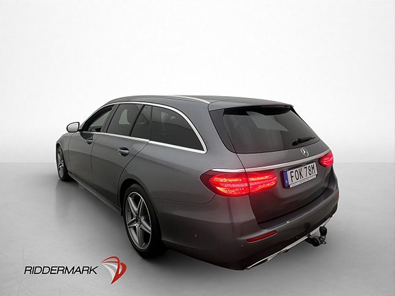 Mercedes-Benz E220 5 of 5