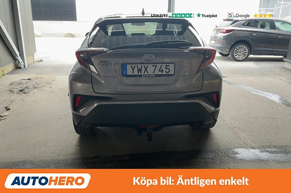 Toyota C-HR 4 of 30