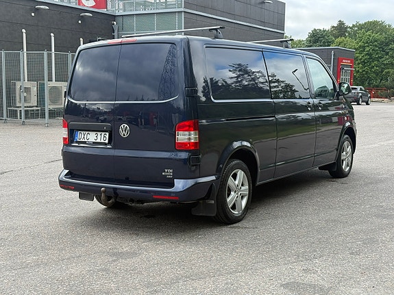 Volkswagen Transporter 6 of 15