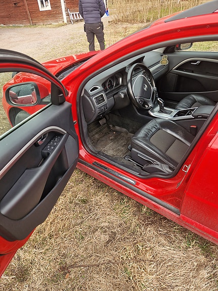 Volvo V70 8 of 13