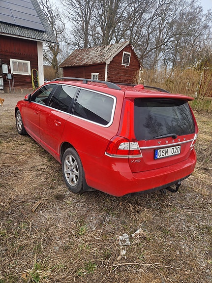 Volvo V70 7 of 13