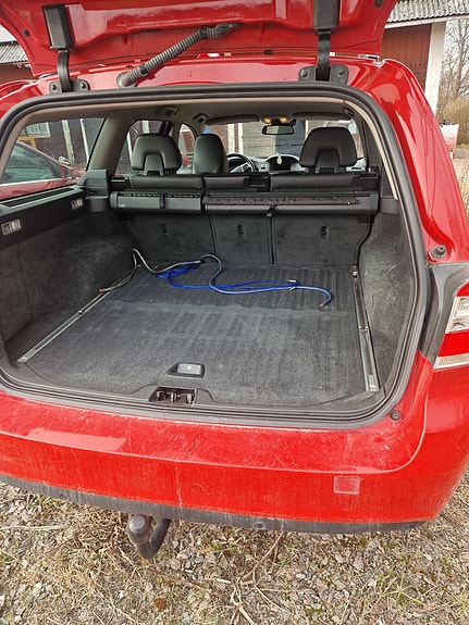 Volvo V70 10 of 13