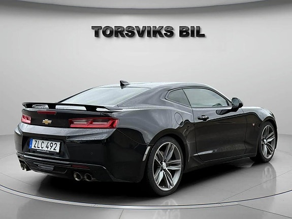 Chevrolet Camaro SS 6 of 18