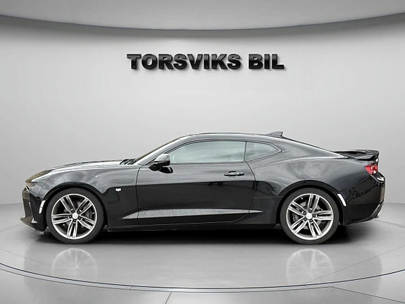 Chevrolet Camaro SS 3 of 18