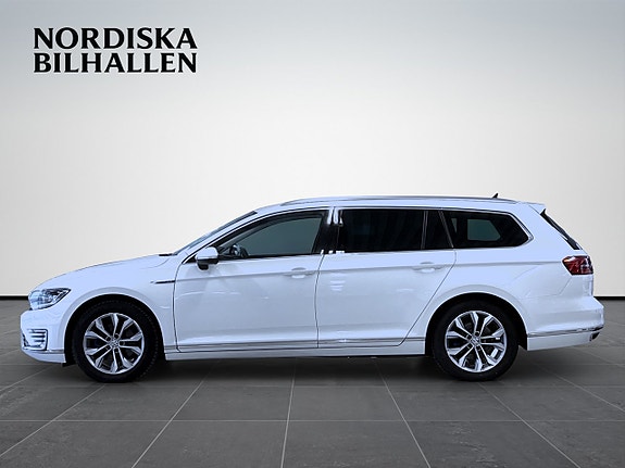 Volkswagen Passat 4 of 5