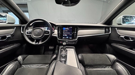 Volvo V90 13 of 22