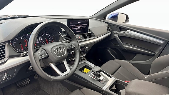 Audi Q5 7 of 12