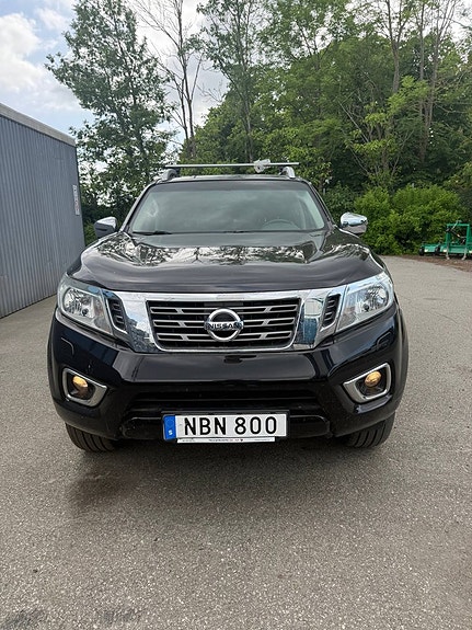 Nissan Navara 2 of 5