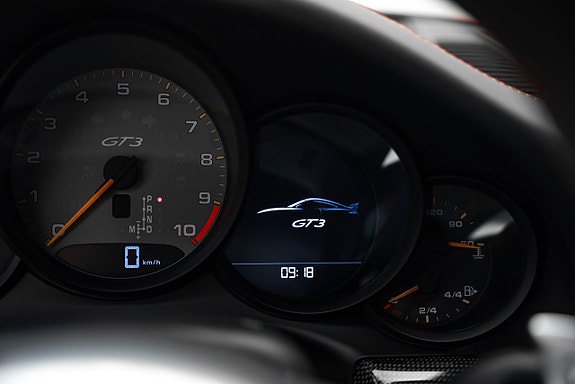 Porsche 911 19 of 25