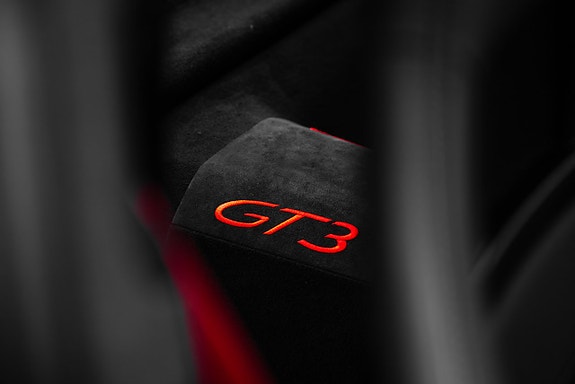 Porsche 911 9 of 25