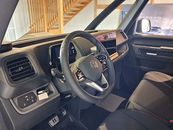 Volkswagen ID. Buzz 4 of 5