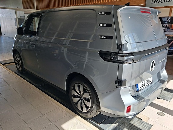 Volkswagen ID. Buzz 2 of 5